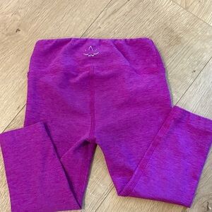 Beyond Yoga Kids Magenta Leggings